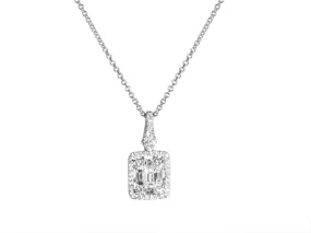 ﻿﻿0.82ct tw Ladies Diamond Pendant with Chain Necklace