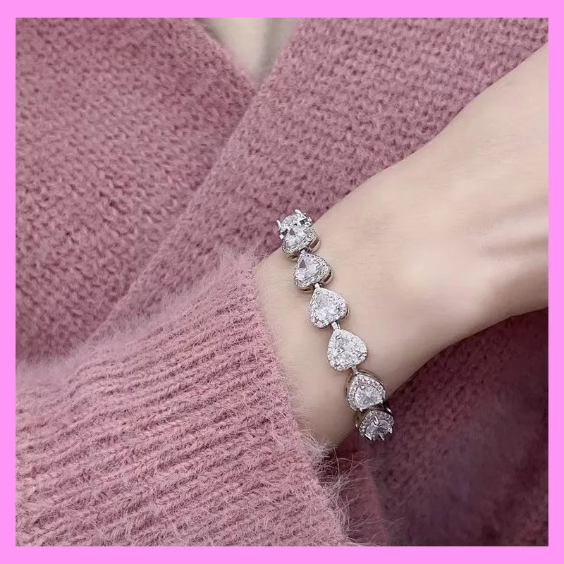 【2-06#】Heart bracelet in pink and white for female adjust size