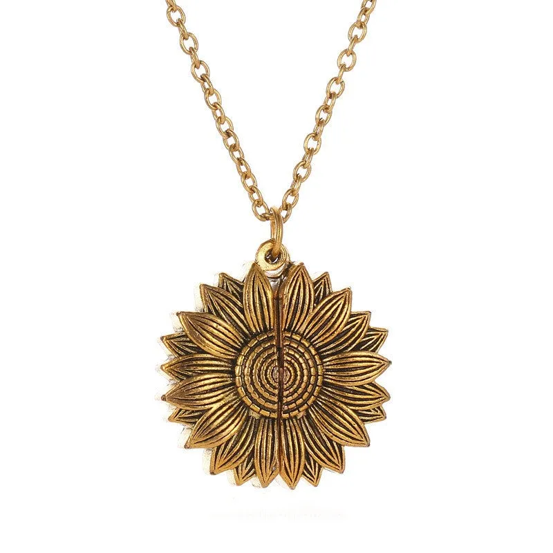 Amazon Sunflower Simulation Flower Flower Ornaments Necklace Mother's Day Valentine's Day Christmas Gift