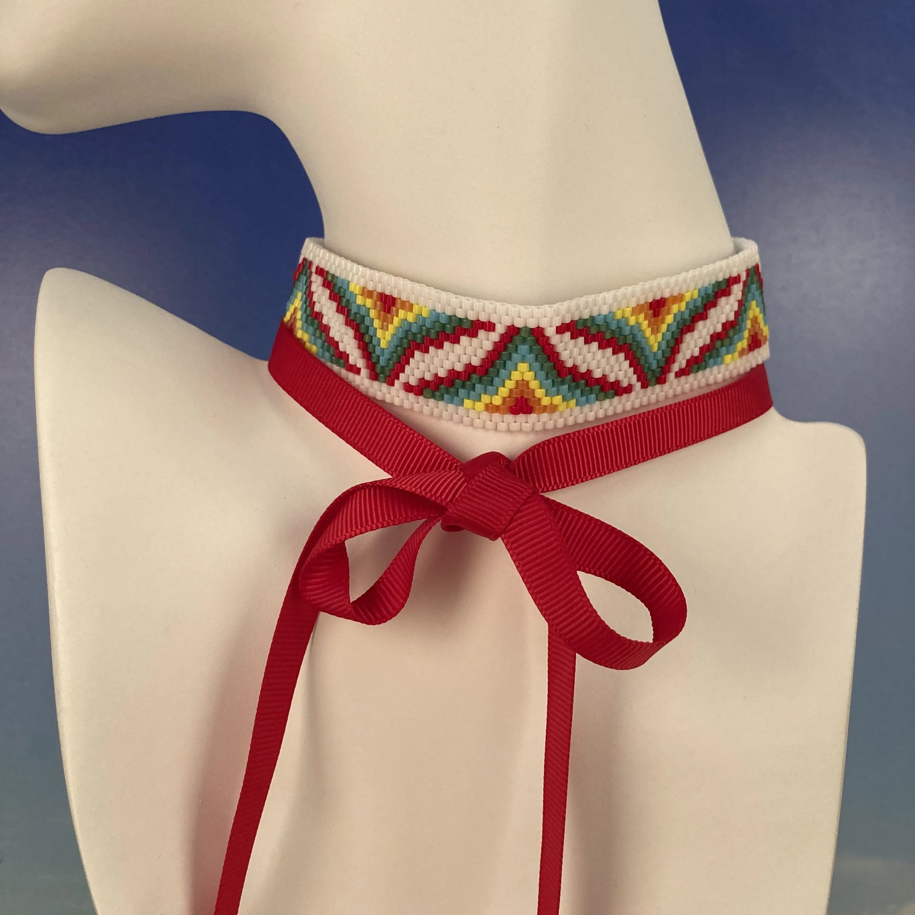 Beaded Choker Bright Bargello Peaks on White