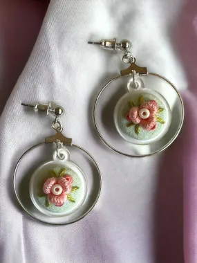 Cosy Daisy, Dangle Earring- Peridot