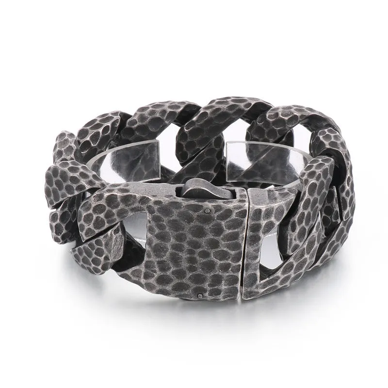 Customizable Retro Titanium Steel Men's Bracelet with Snap Button Design and Boiled Black Pattern