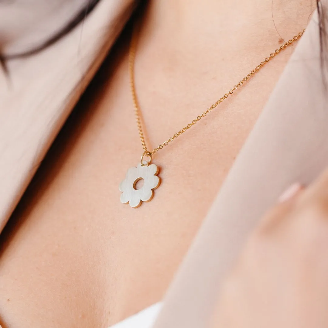 Daisy Chain Necklace