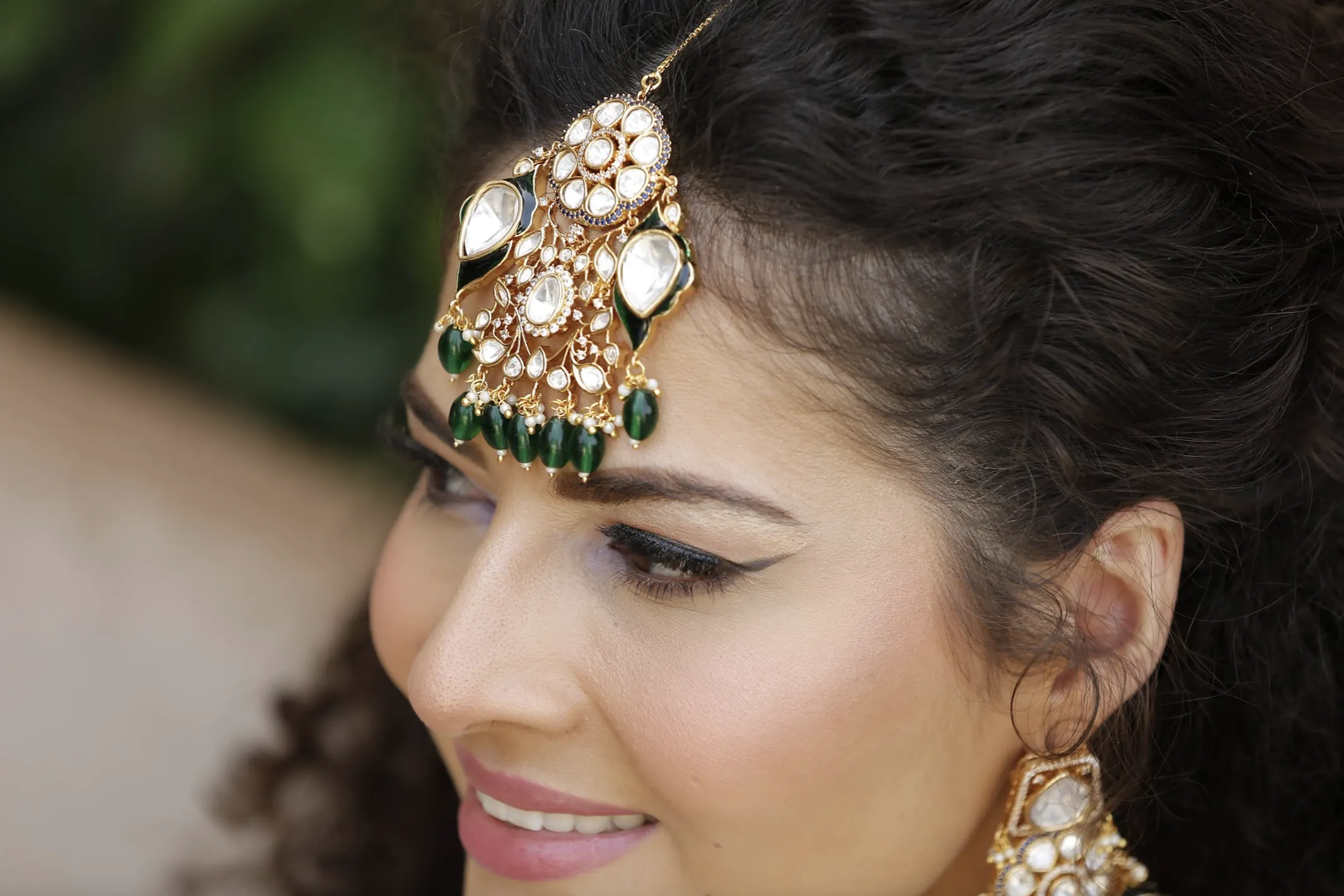 Jodhaa Masterpiece Green and Gold Kundan Bridal Statement Necklace, Earrings, and Mang Teeka Set