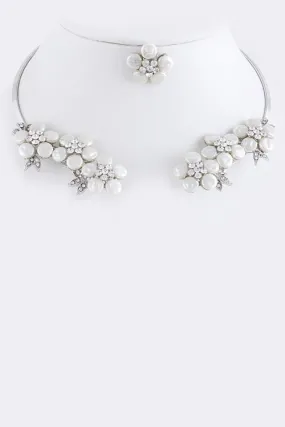 Open Floral Collar Necklace