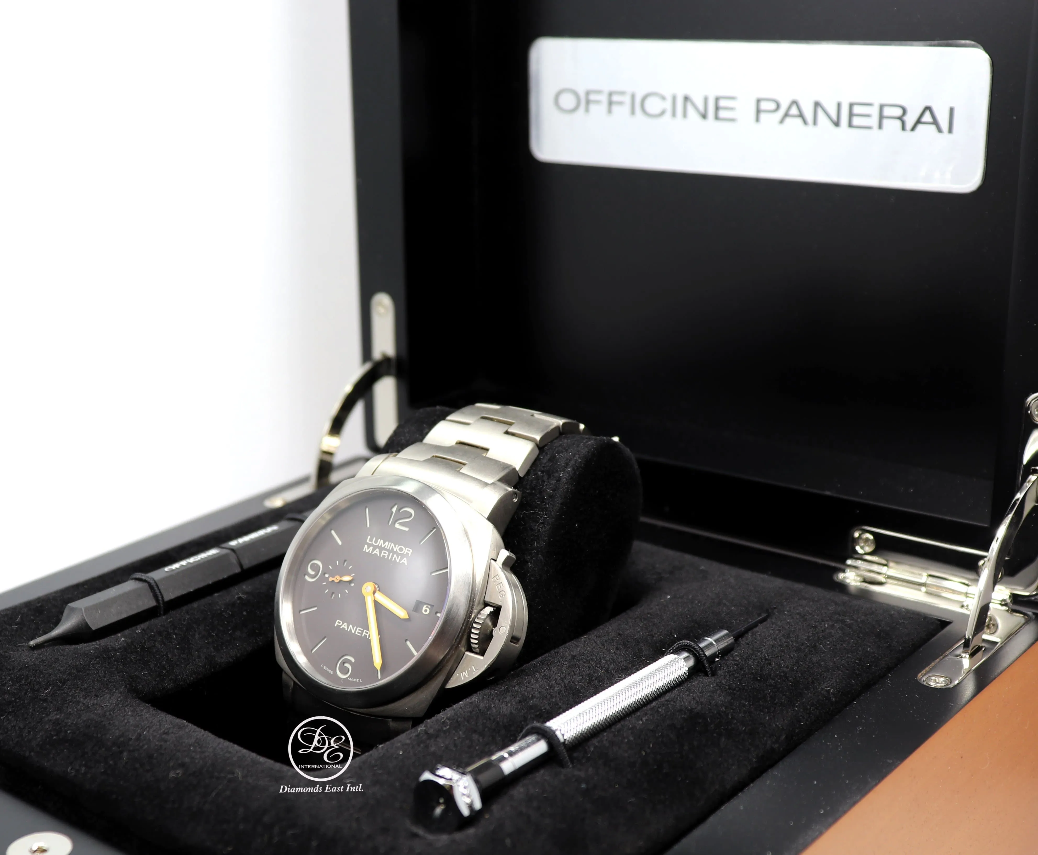 PANERAI Luminor Marina 1950 3 Days PAM352 Titanium Bracelet 44mm Automatic Watch Mint Box Papers