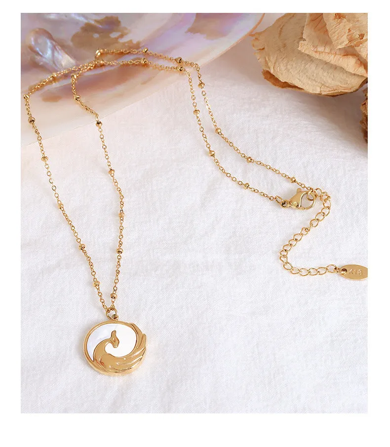 Phoenix Relief Seashell Choker Necklace with 18k Gold Pendant