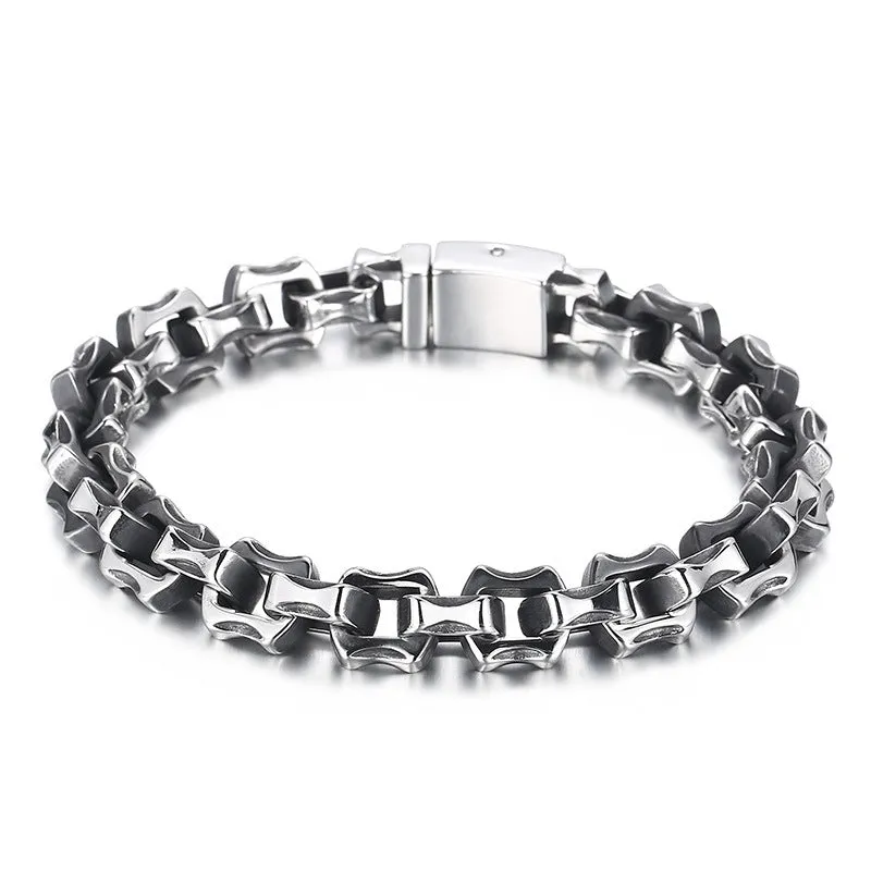 Punk Retro Personalized Titanium Steel Men's Bracelet with Snap Buckle - Simple Square Jewelry by Planderful