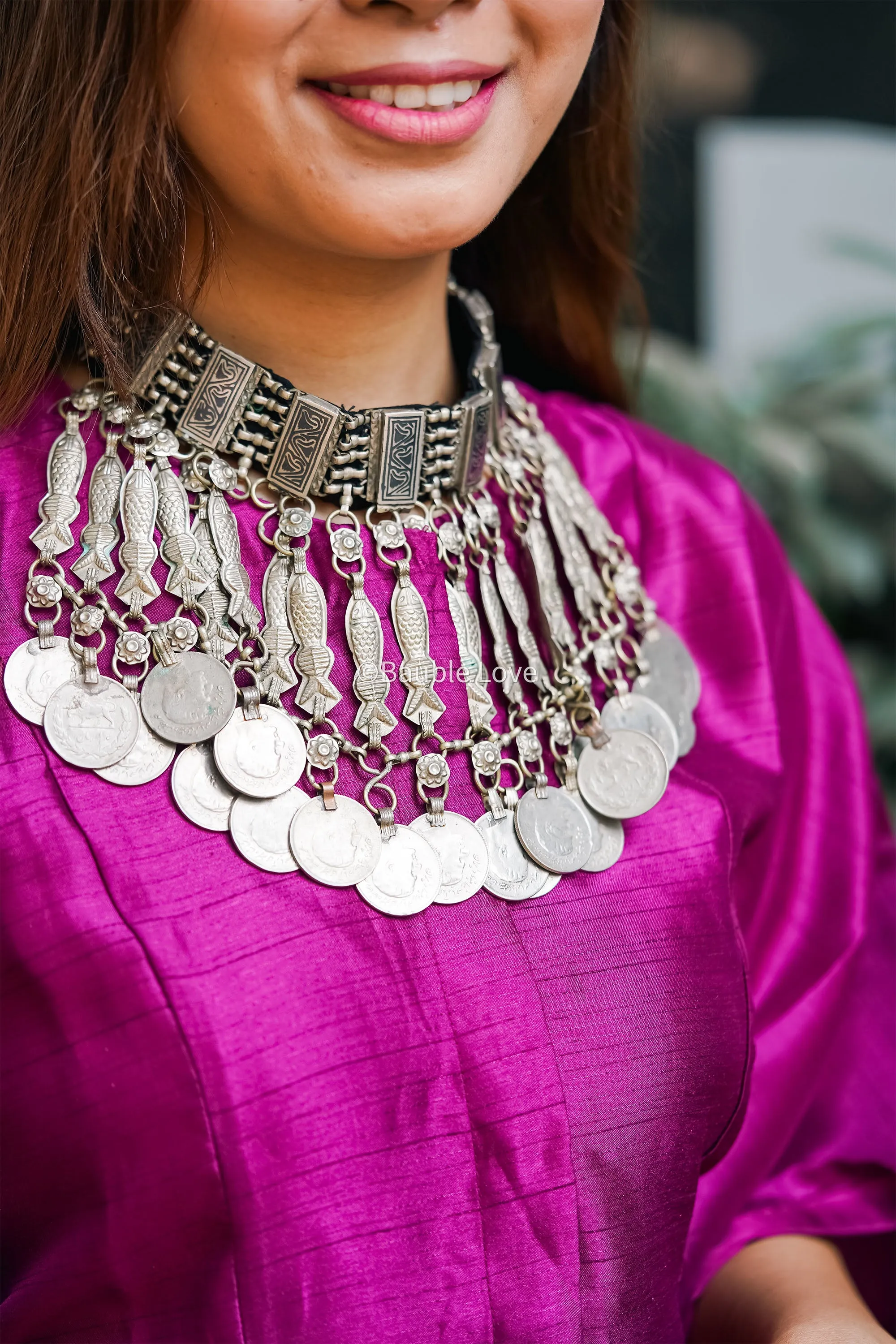 Ruhiyat Afghan Choker