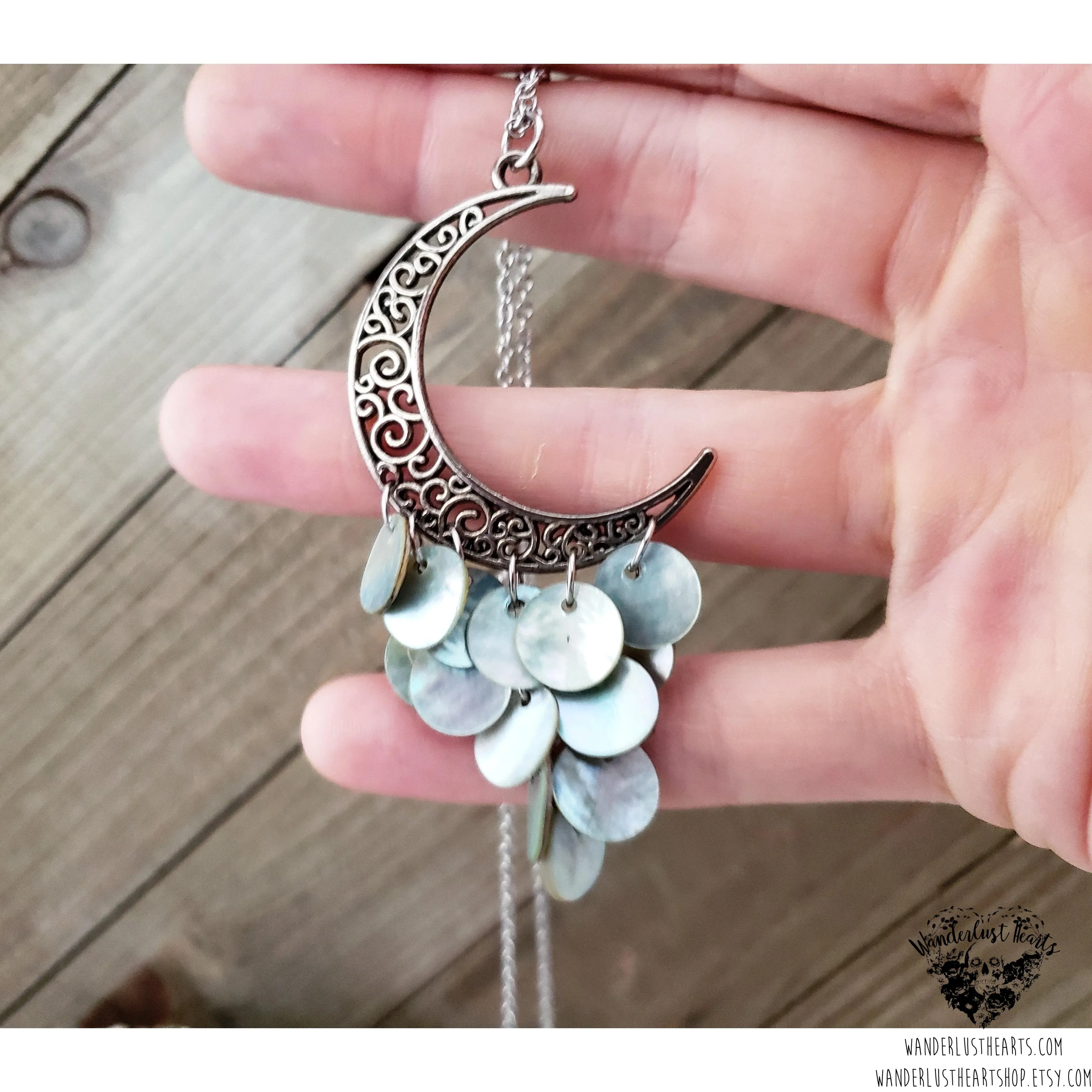 Shell moon necklace