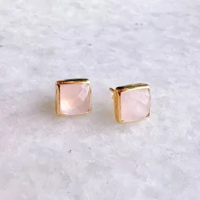 Square Gold Stone Stud Earrings: Rose quartz