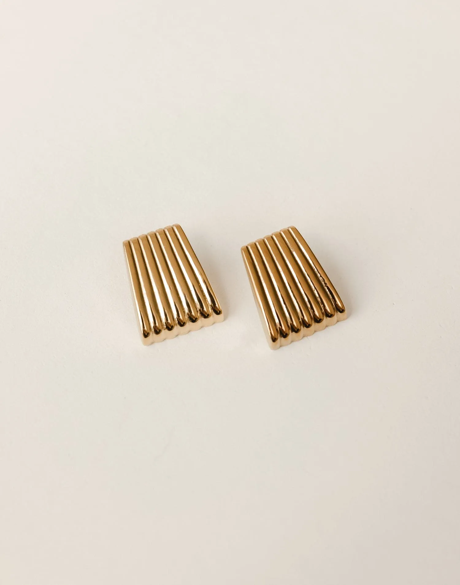 Teyana Earrings (Gold)