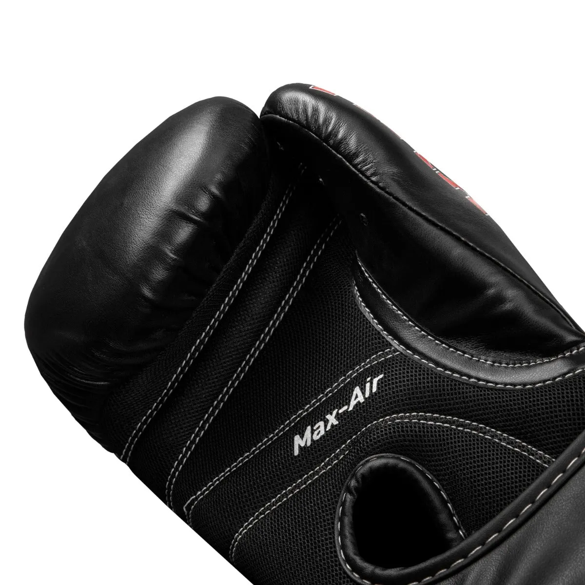 TITLE Classic Black Max Boxing Gloves