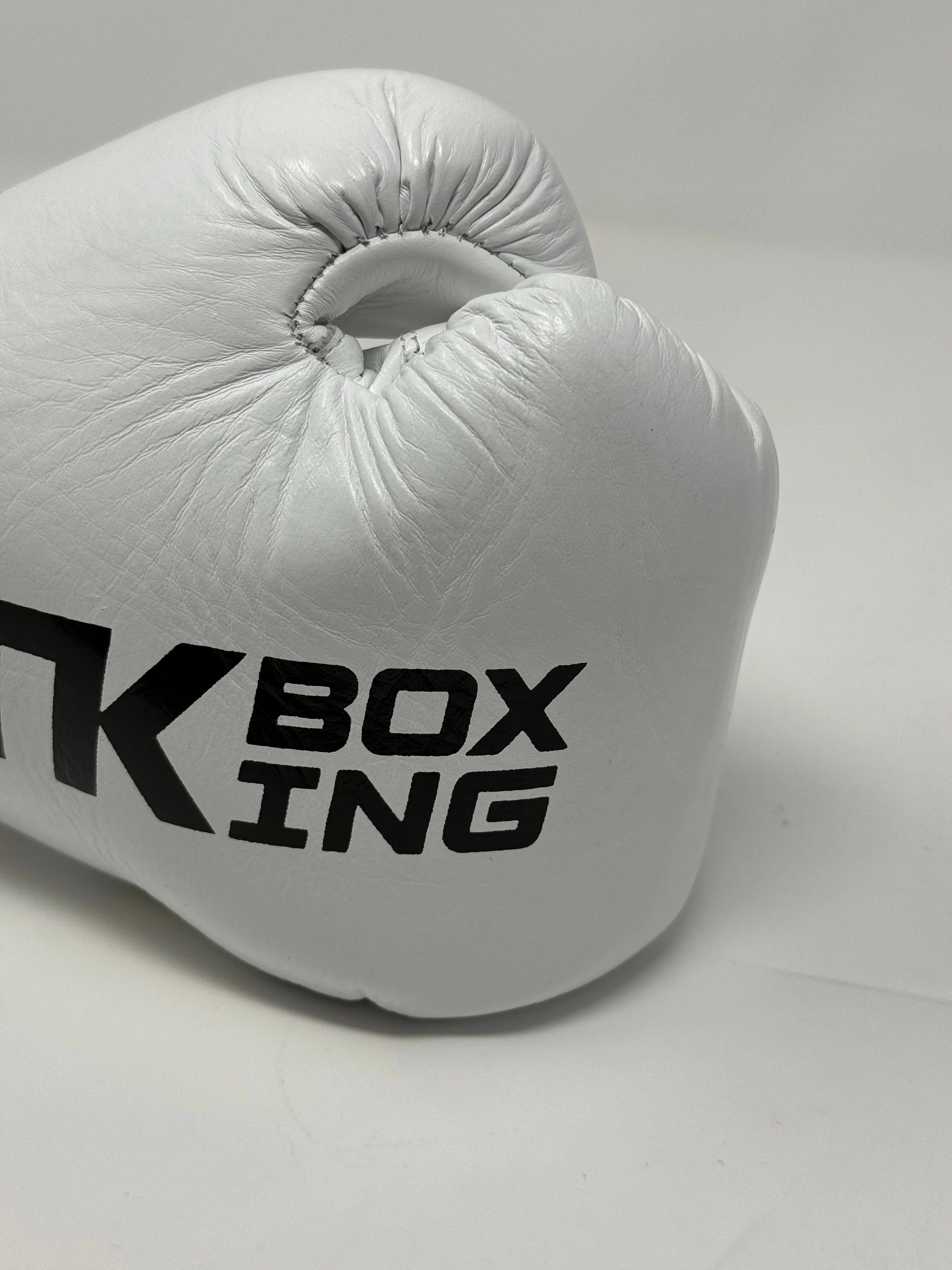 TK Pro fight gloves (Horsehair)