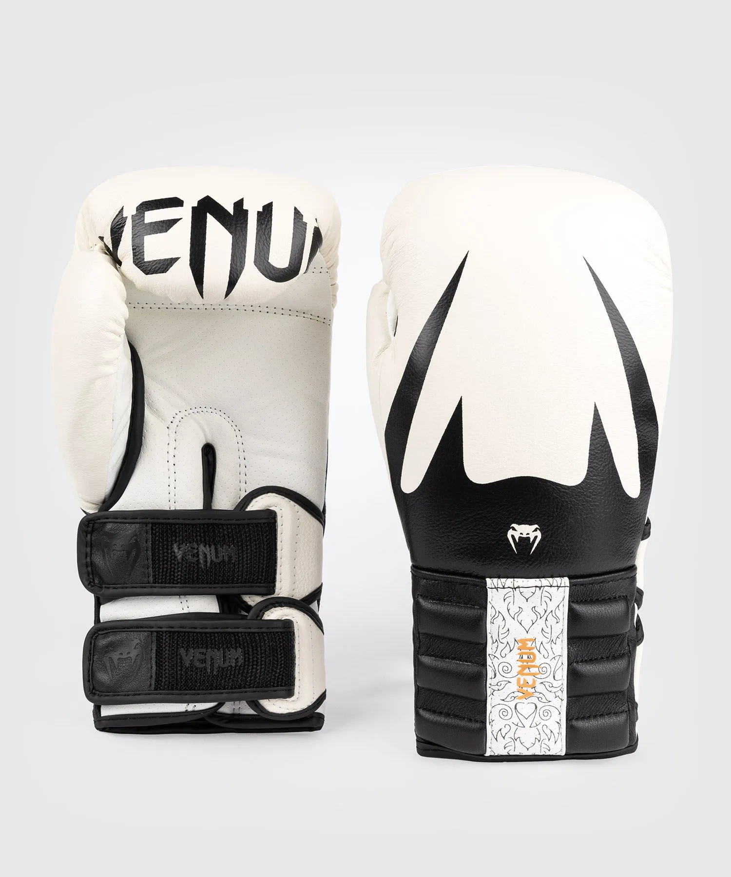 Venum Reverso Boxing Gloves - Snow White / Black