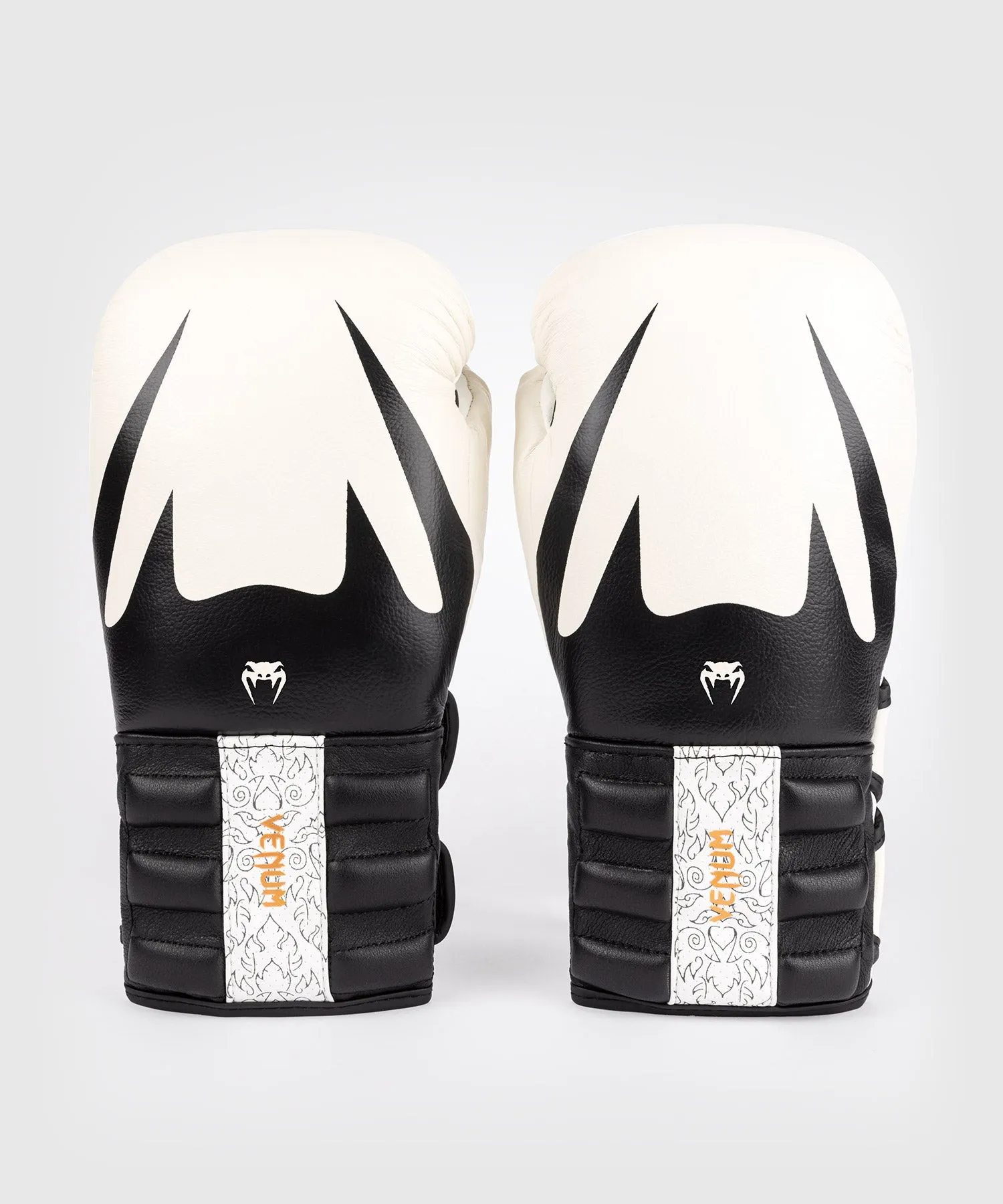 Venum Reverso Boxing Gloves - Snow White / Black