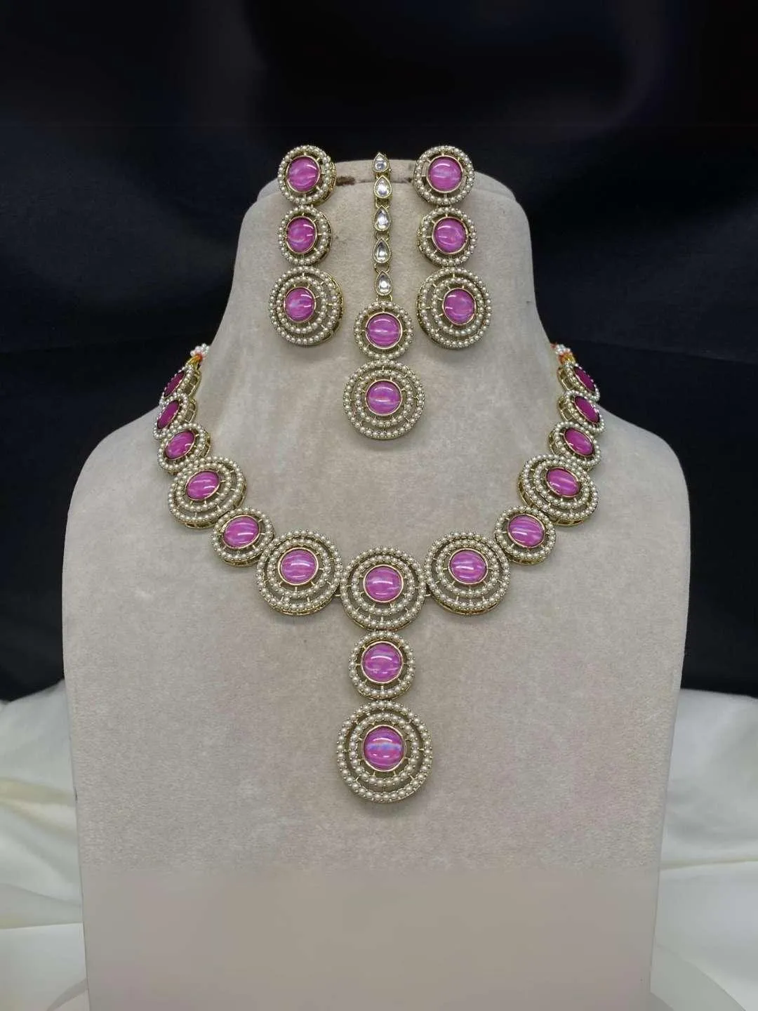 Victorian Round Pearl Studded Heavy Necklace